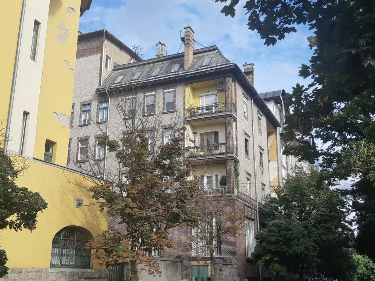 2 Bedroom Apartment Near Heroes Square Budapest Ngoại thất bức ảnh
