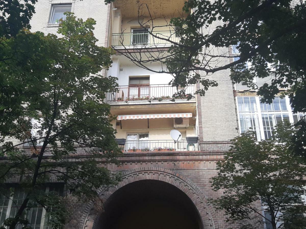2 Bedroom Apartment Near Heroes Square Budapest Ngoại thất bức ảnh